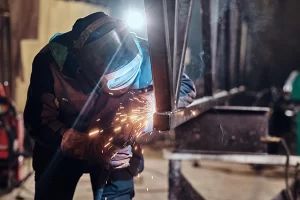 تنفيذ جميع أعمال الحدادةفي الكويت بخامات قوية وضمان